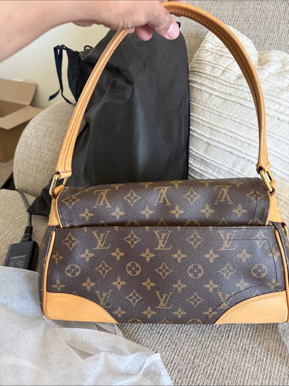 Louis Vuitton Monogram Canvas Shoulder Bag with Tan Leather Trim - Picture 2 of 7